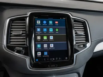 XC90 B5 D AWD Plus Dark H K PANO 360  7-SITZER