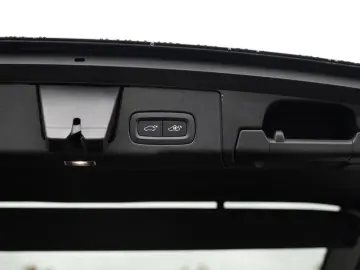 XC60 T6 AWD Inscription LED AHK 360  H K PANO