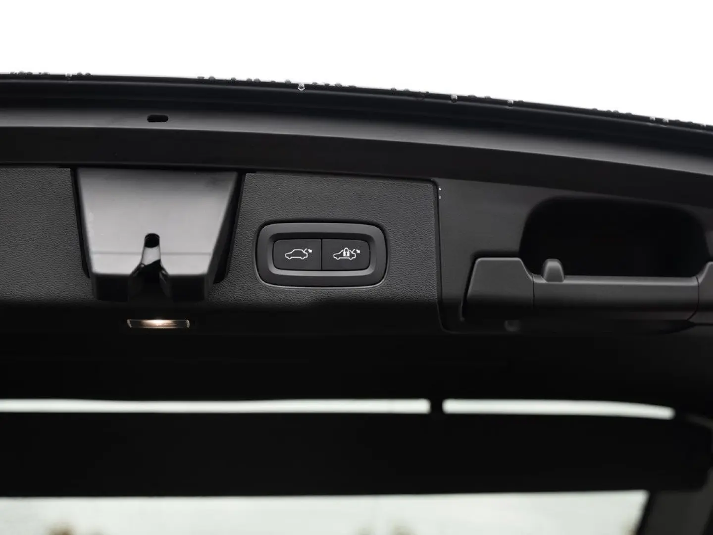 XC60 T6 AWD Inscription LED AHK 360  H K PANO