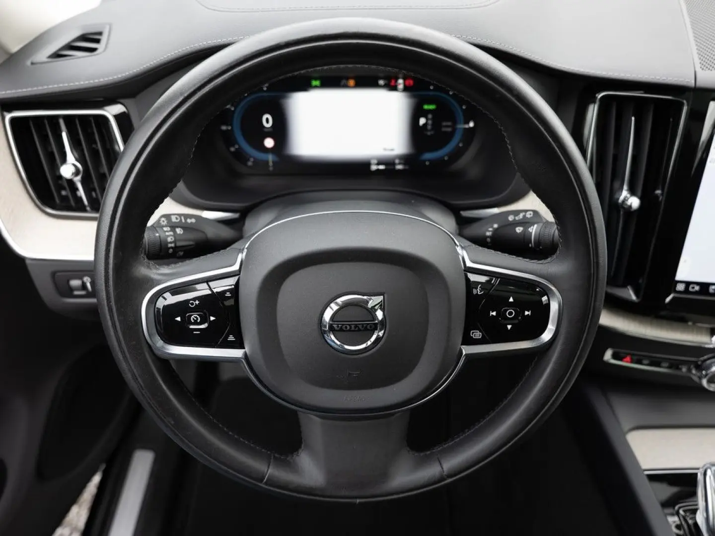 XC60 T6 AWD Inscription LED AHK 360  H K PANO