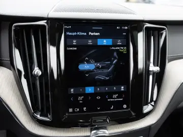 XC60 T6 AWD Inscription LED AHK 360  H K PANO