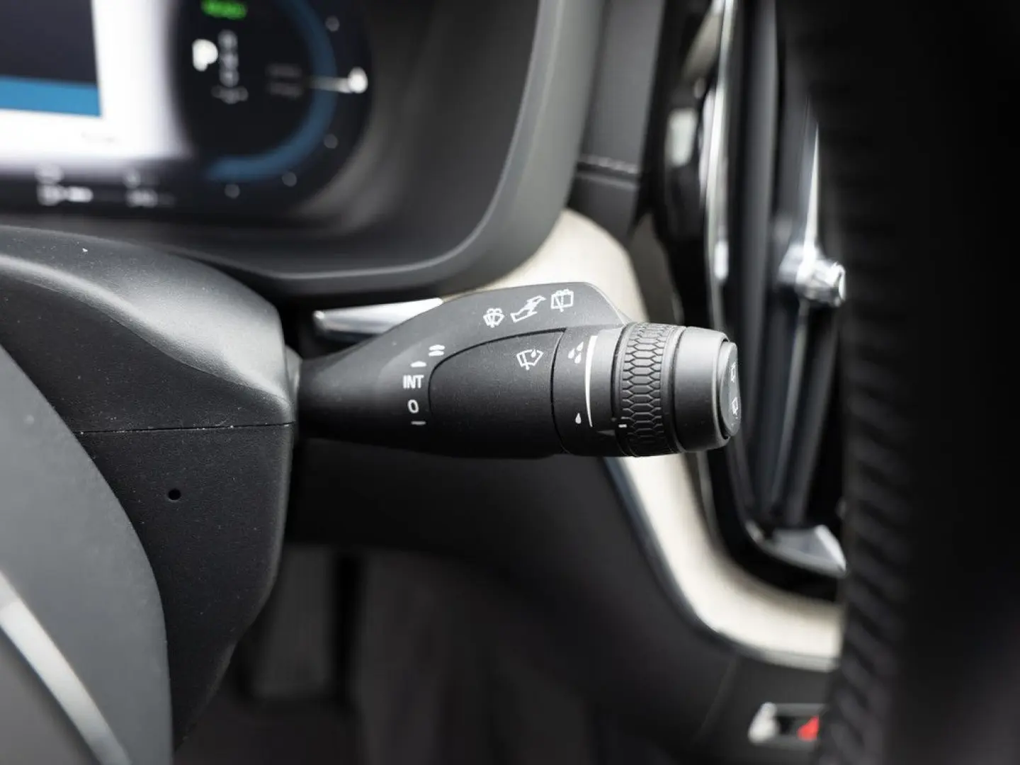 XC60 T6 AWD Inscription LED AHK 360  H K PANO