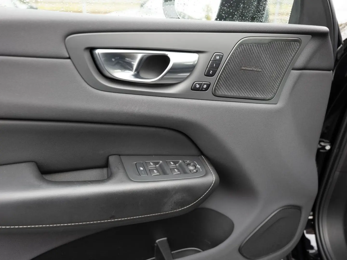 XC60 T6 AWD Inscription LED AHK 360  H K PANO
