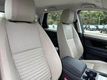 Discovery Sport P300e Hybrid SE AWD