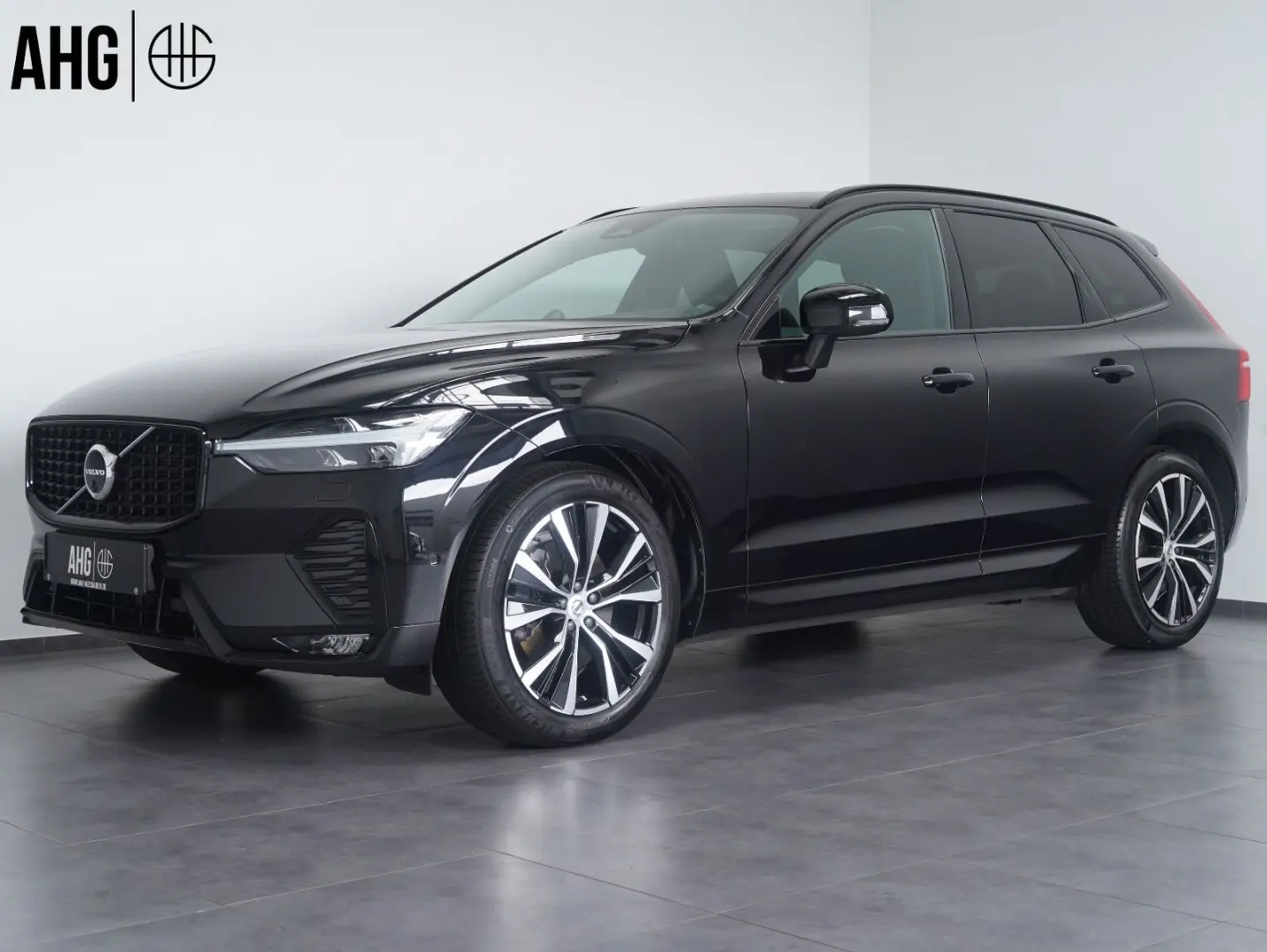 XC60 B5 B AWD Ultimate Dark B&W FOUR-C