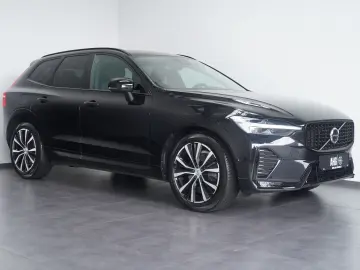 XC60 B5 B AWD Ultimate Dark B&W FOUR-C