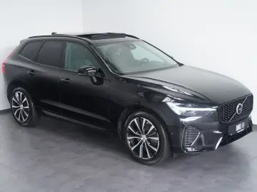 XC60 B5 B AWD Ultimate Dark B&W FOUR-C