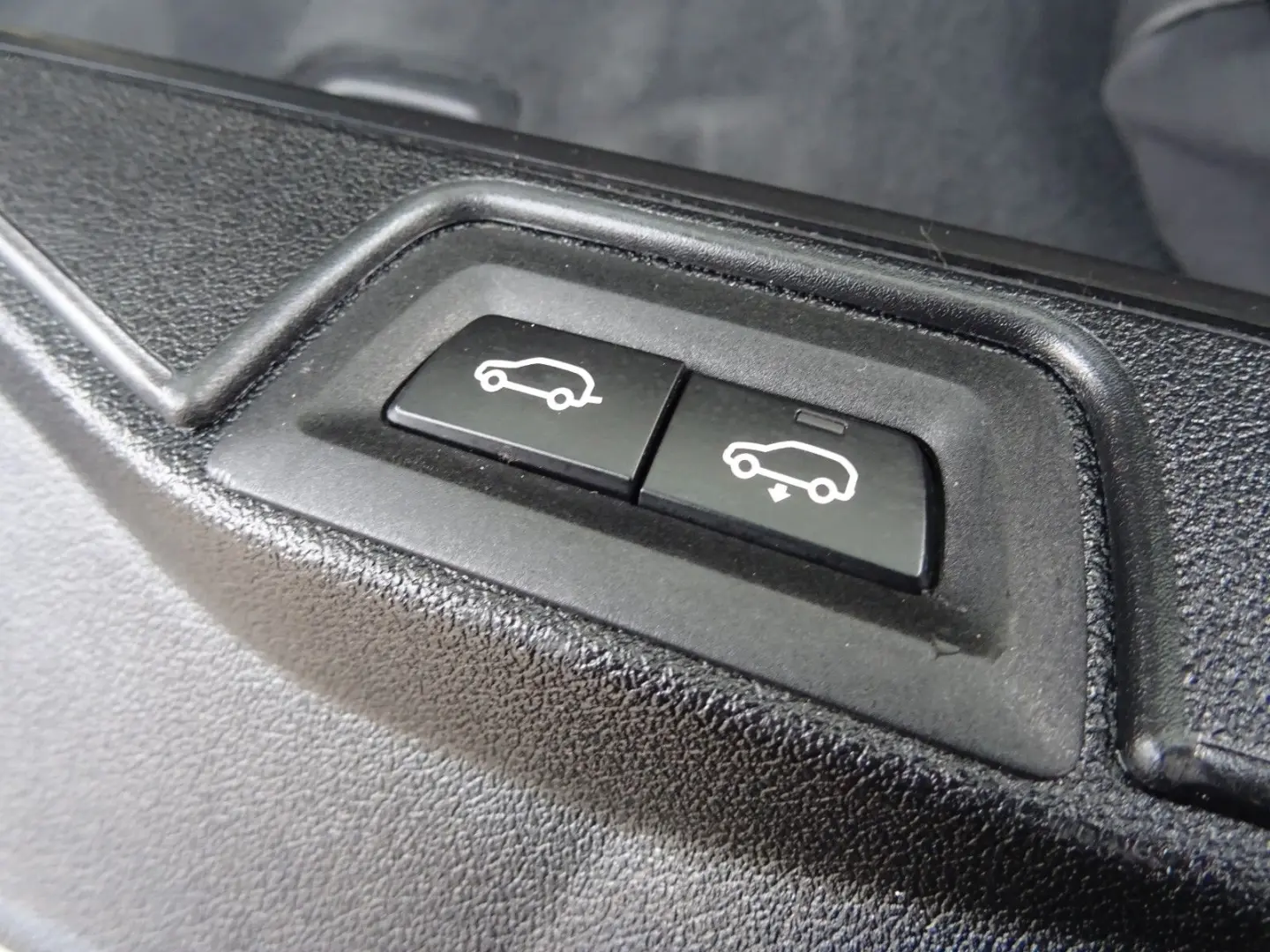 X5 xDrive45e xLine Laser Sitzbel Massag Pano HUD