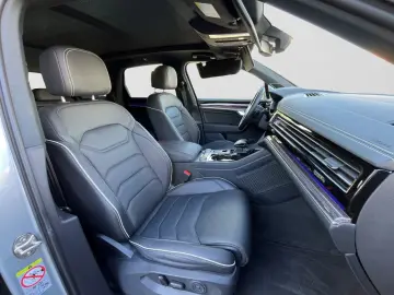 Touareg 3.0 TDI Elegance AHK Pano Luft HuD IQ St