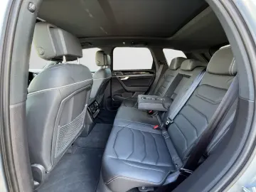 Touareg 3.0 TDI Elegance AHK Pano Luft HuD IQ St