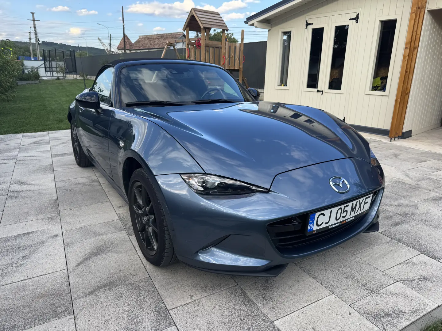 Mazda MX-5