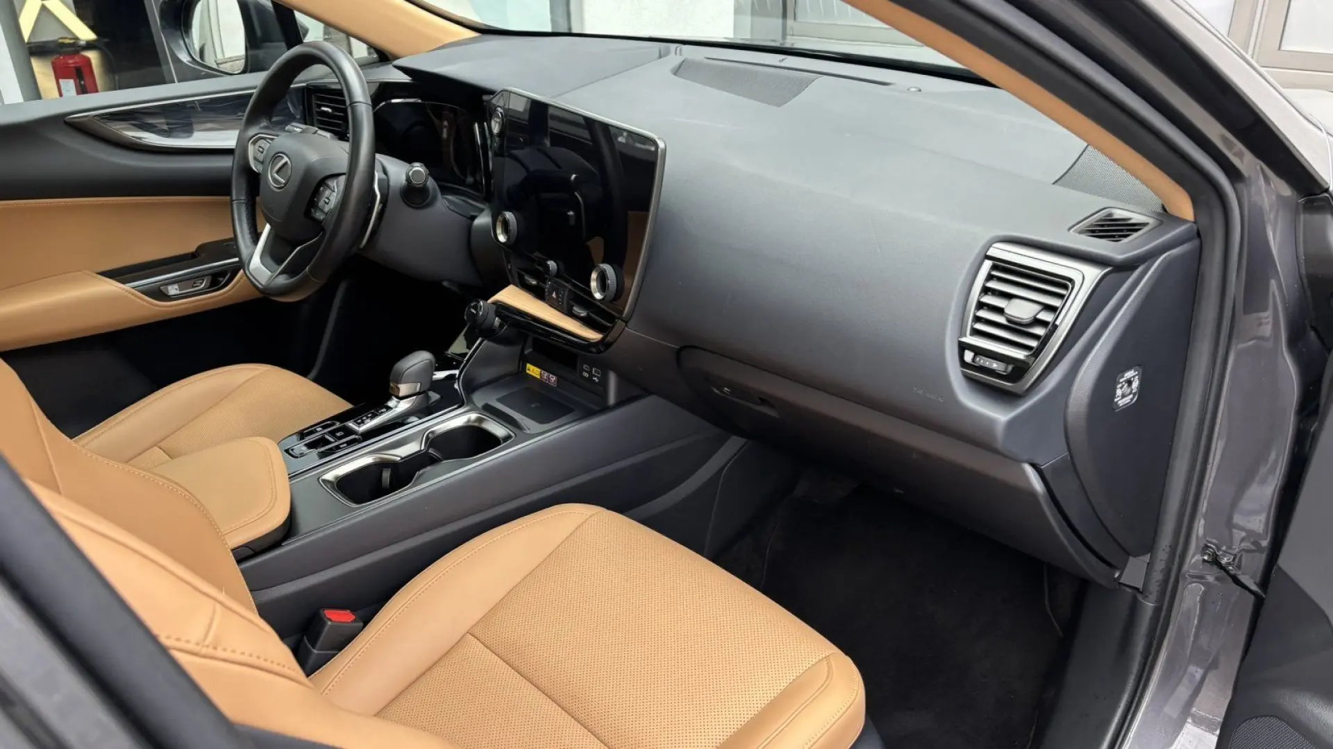 LEXUS NX 350h 2 5 HEV FWD EXECUTIVE LINE