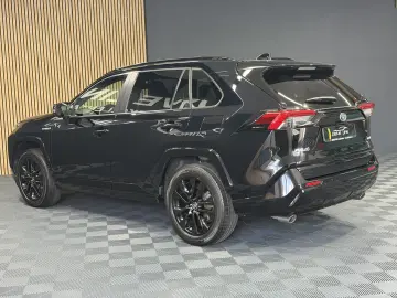 Toyota RAV4 2.5 Hybrid Lithium Black Edition CVT 5d
