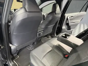 Toyota RAV4 2.5 Hybrid Lithium Black Edition CVT 5d