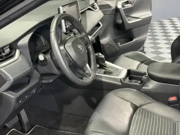 Toyota RAV4 2.5 Hybrid Lithium Black Edition CVT 5d