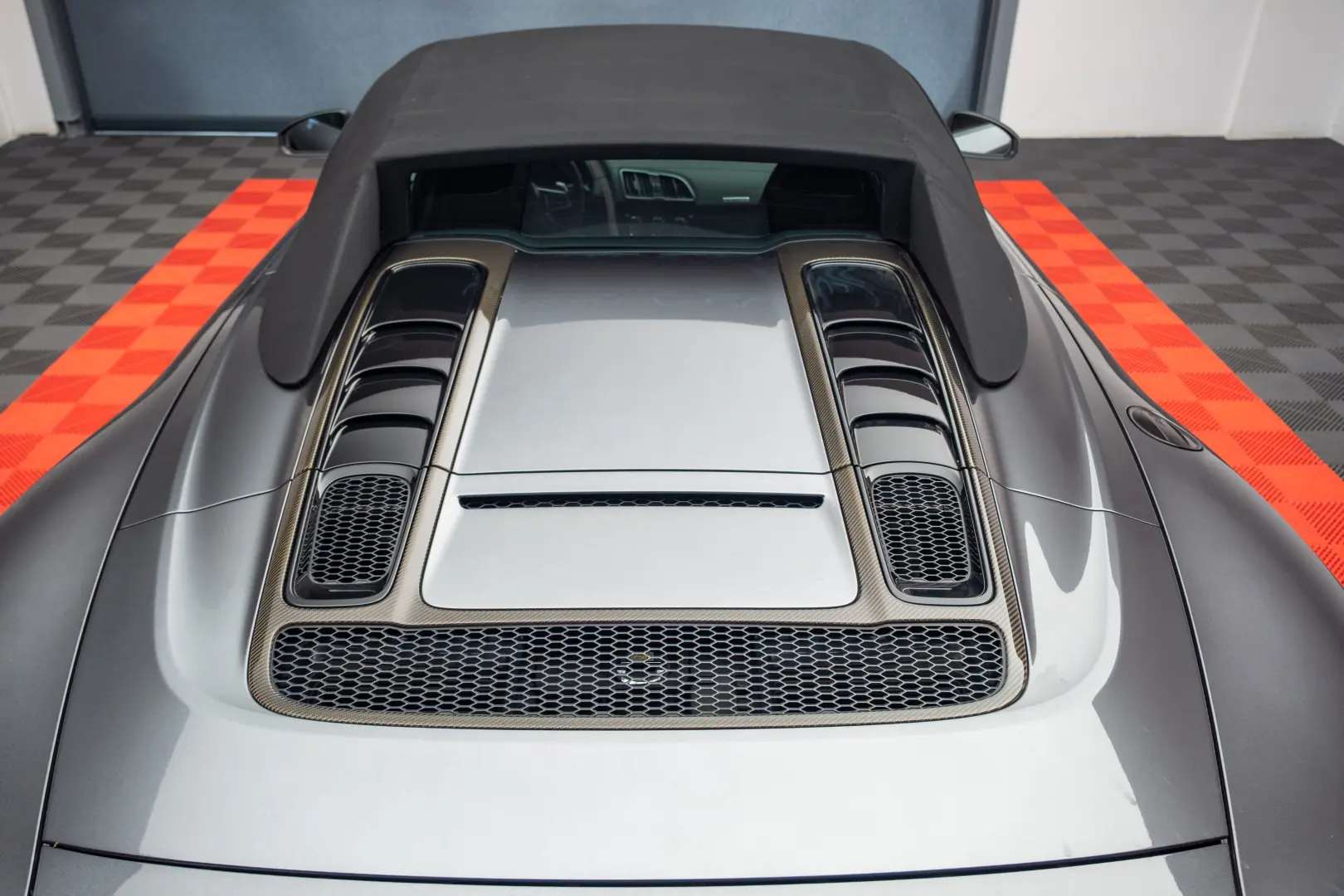 AUDI R8 SPYDER