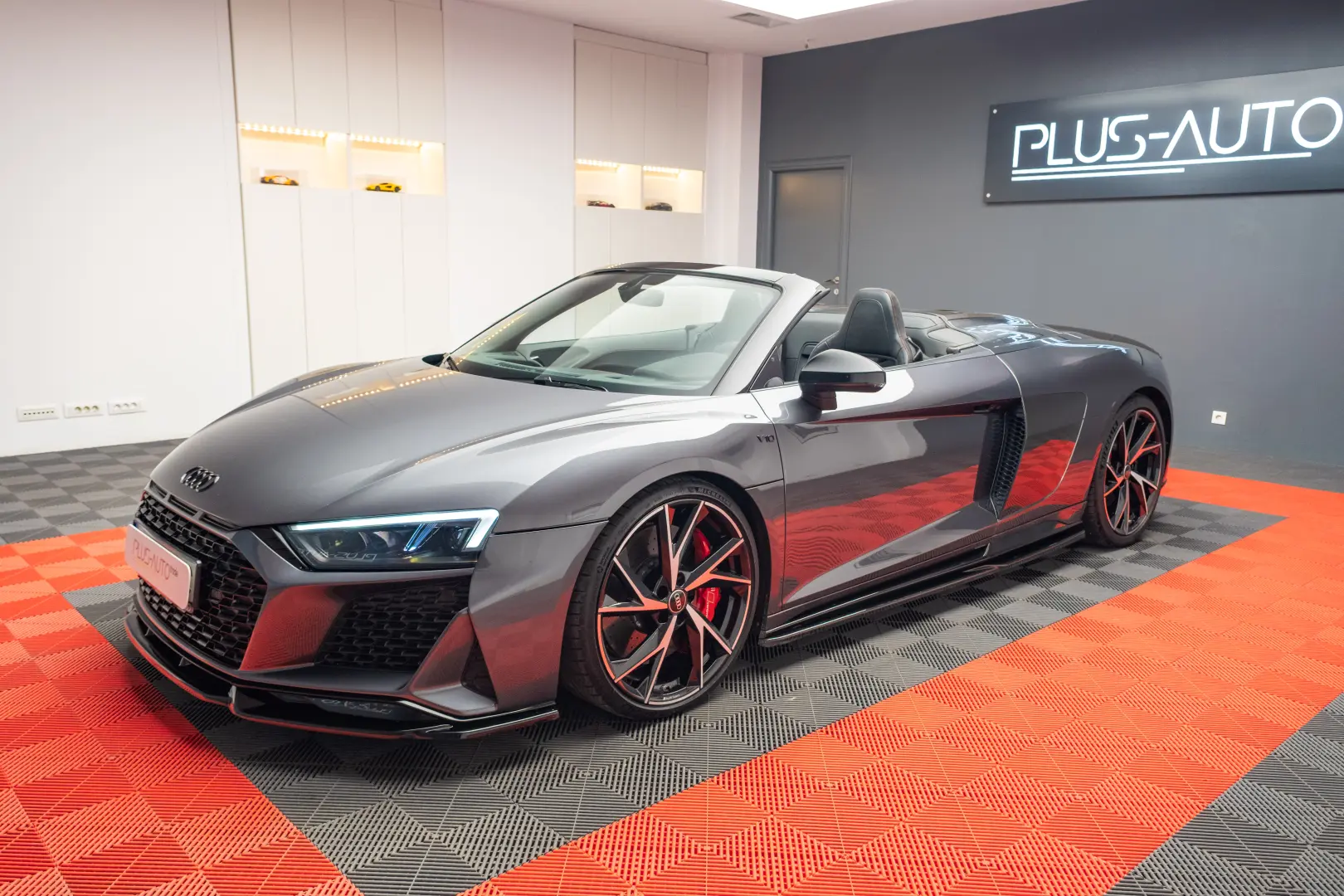 AUDI R8 SPYDER