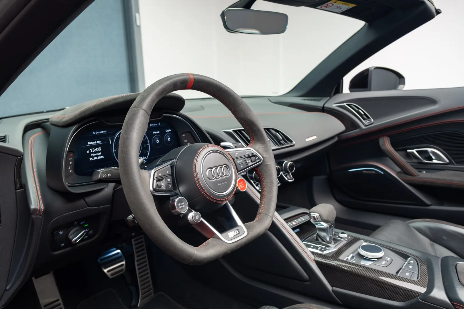 AUDI R8 SPYDER