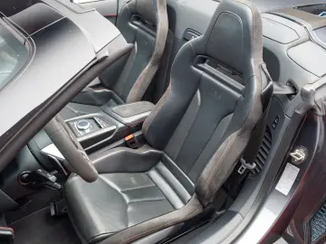 AUDI R8 SPYDER