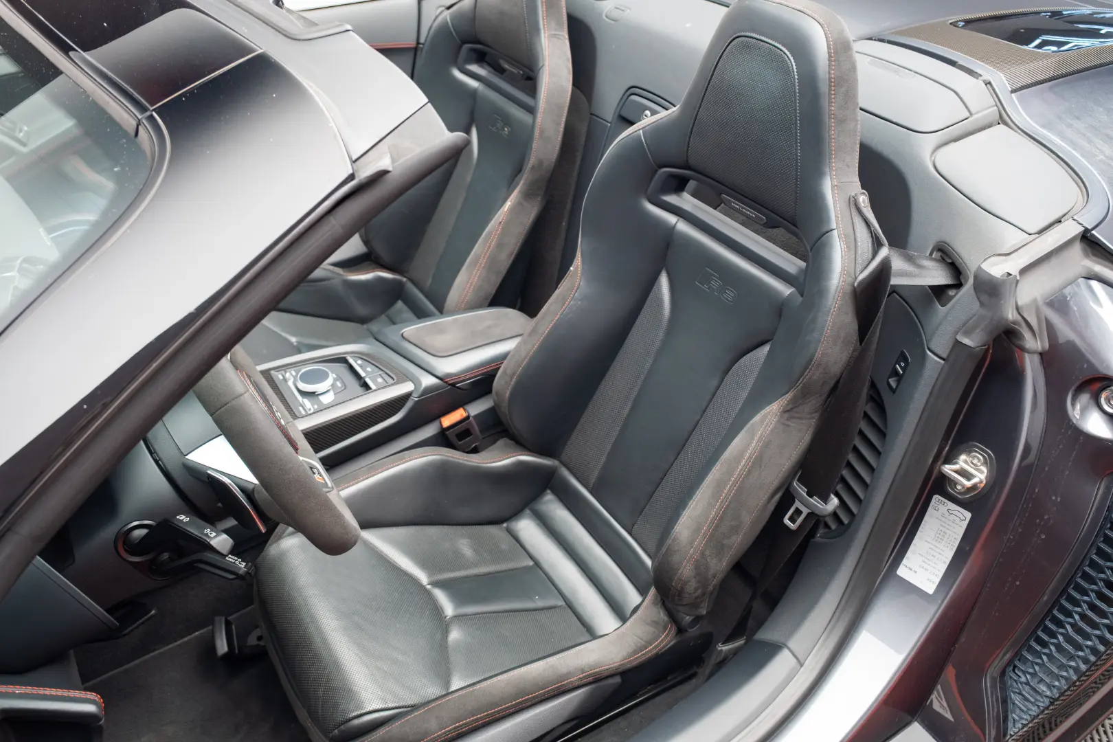 AUDI R8 SPYDER