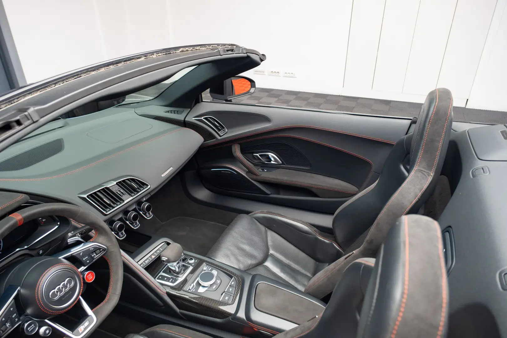 AUDI R8 SPYDER