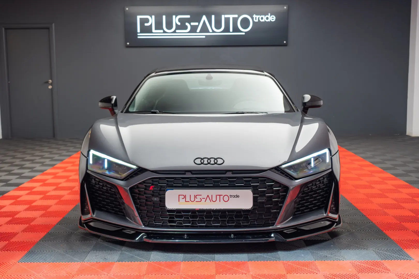 AUDI R8 SPYDER