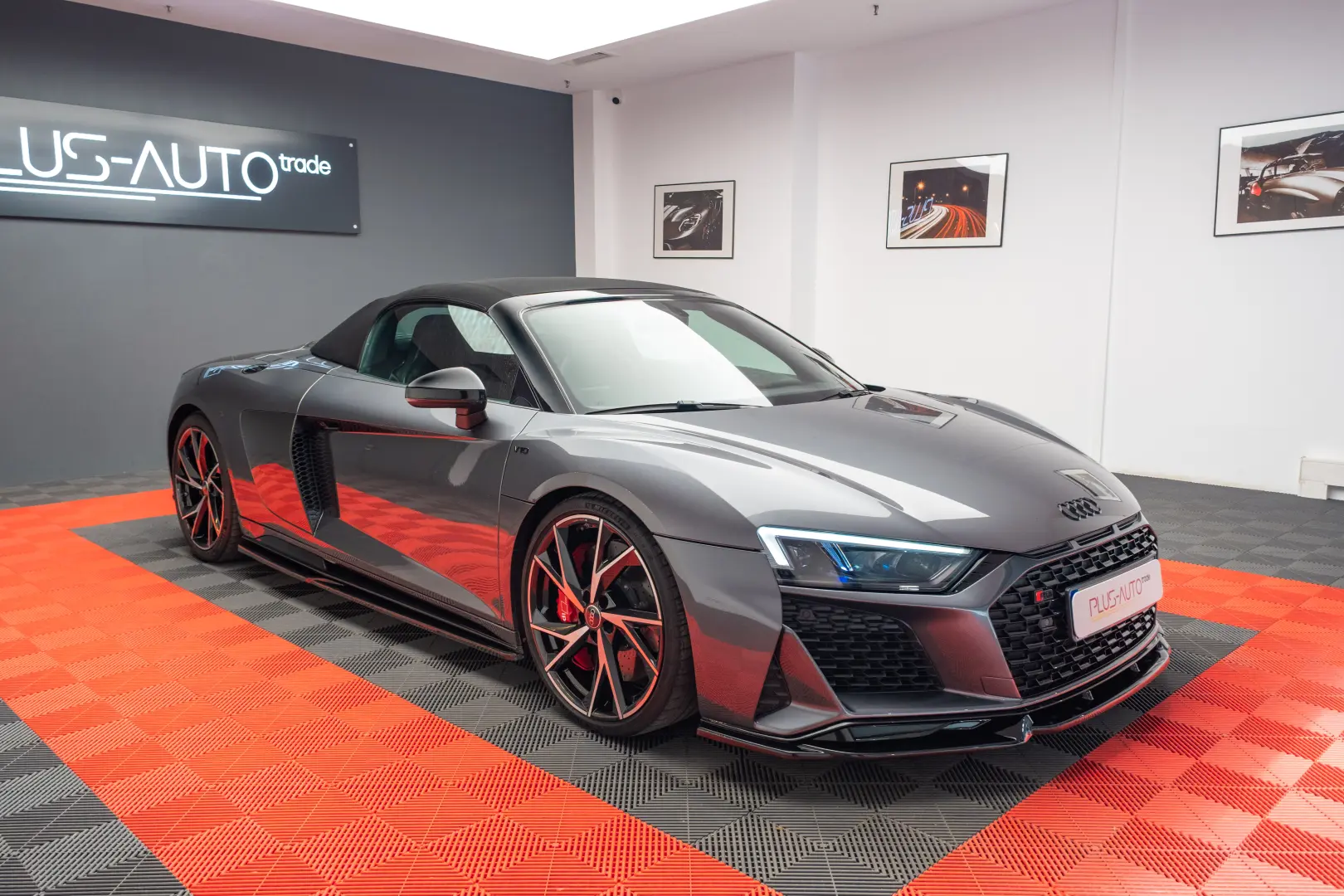 AUDI R8 SPYDER