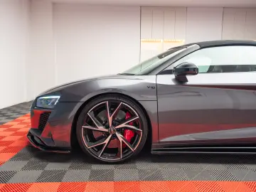 AUDI R8 SPYDER