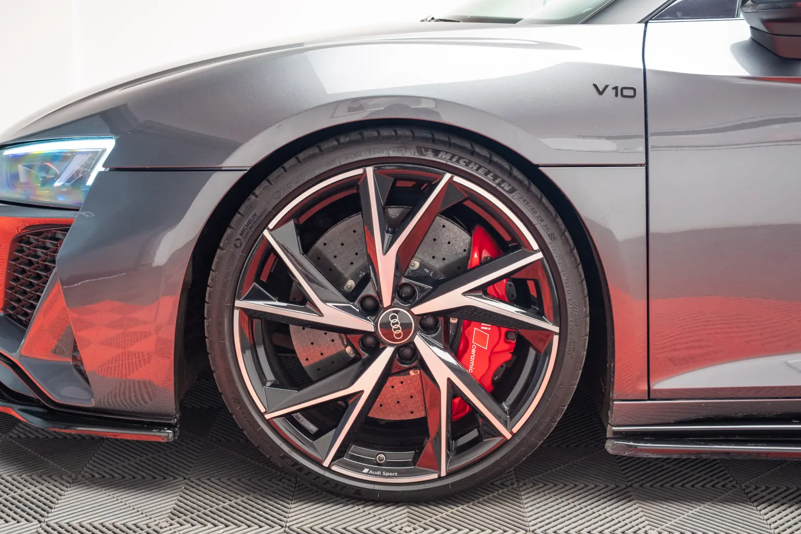 AUDI R8 SPYDER