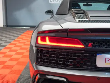 AUDI R8 SPYDER