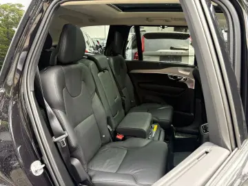 XC90 T8 Ultra Bright
