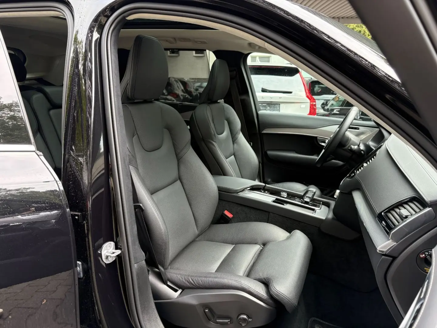 XC90 T8 Ultra Bright