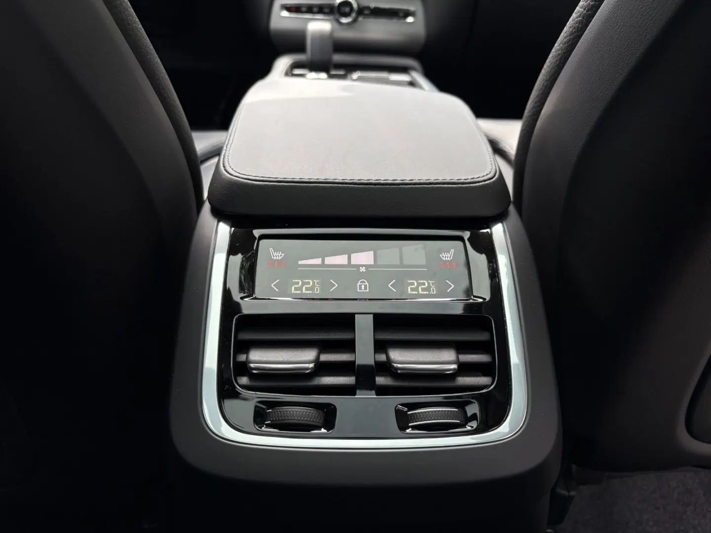 XC90 T8 Ultra Bright