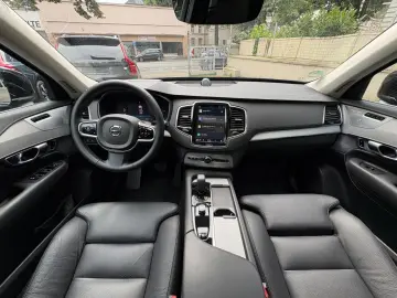 XC90 T8 Ultra Bright