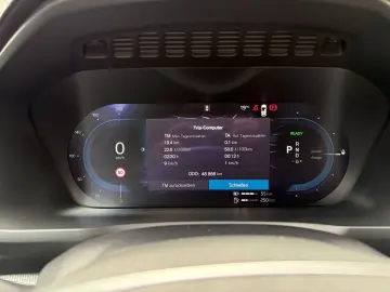 XC90 T8 Ultra Bright