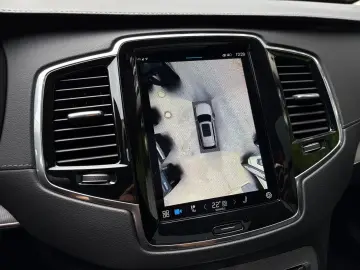 XC90 T8 Ultra Bright