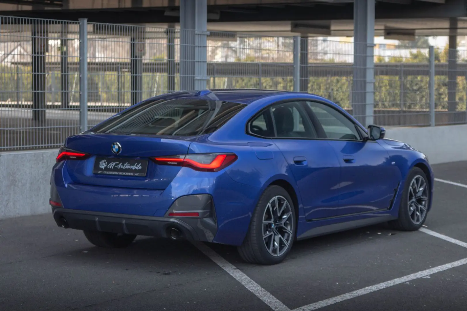 420d xDrive GC M-Sport Kamera HUD PORTIMAO BLAU!