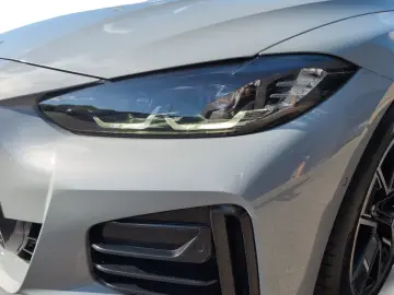 M440i xDrive HK HIFI PARKING ASSISTANT