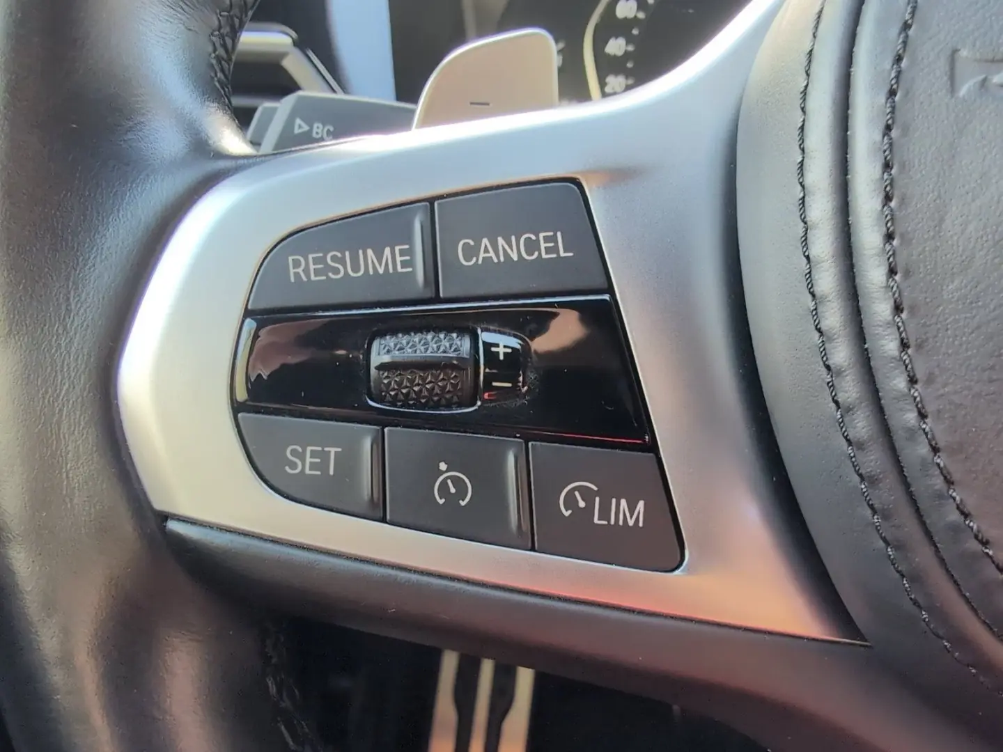 M440i xDrive HK HIFI PARKING ASSISTANT