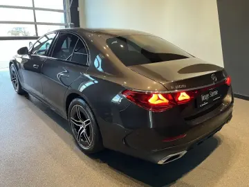 E 200 AMG  Night Navi Distronic Kamera MBUX Ambi