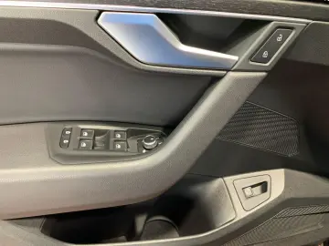 Touareg 3.0 TDI DSG 4M LED KAMERA AHK LUFT ACC