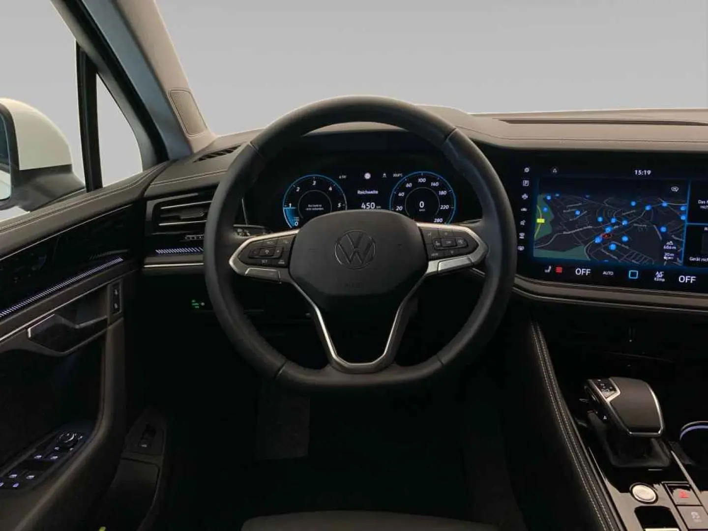 Touareg TDI 4M  LEDER LUFTF R-CAM AHK ACC 4Z-Kli