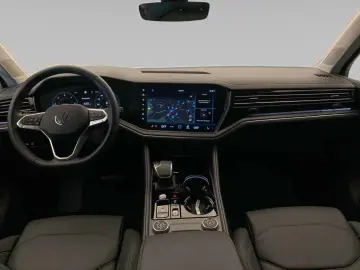 Touareg TDI 4M  LEDER LUFTF R-CAM AHK ACC 4Z-Kli