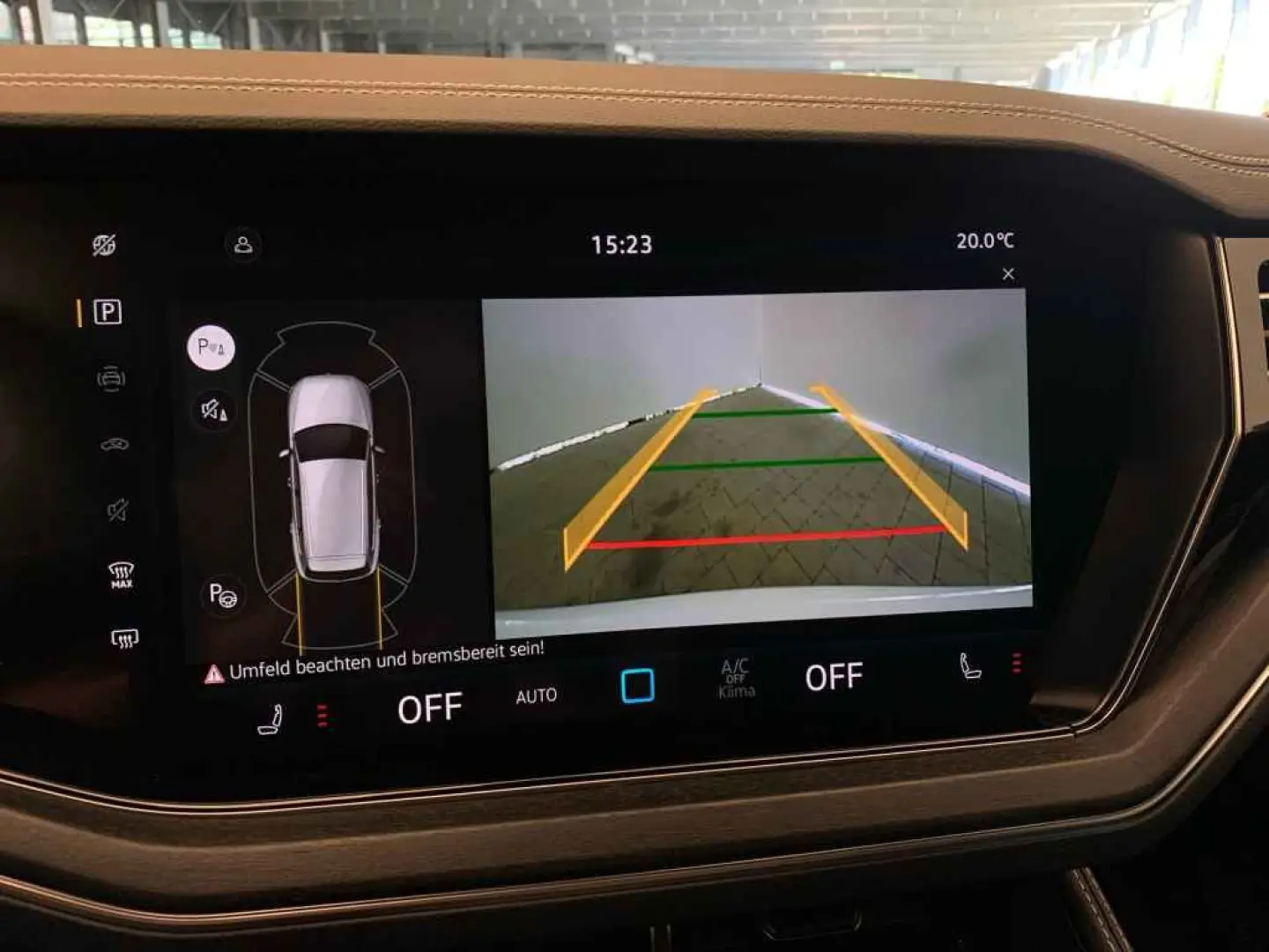 Touareg TDI 4M  LEDER LUFTF R-CAM AHK ACC 4Z-Kli