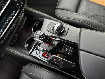 M5 Limousine Driver`s Package Laserlicht Bowers&