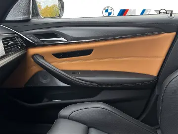 M5 Limousine Driver`s Package Laserlicht Bowers&