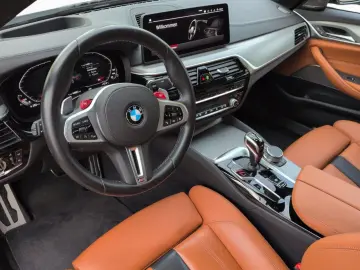 M5 Competition AdLED LiCoPr DrAss 360  HUD 20