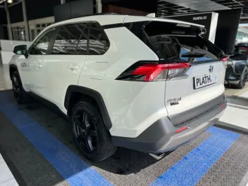 RAV4 Hybrid 4x2  LED KAMERA