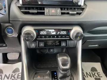 RAV4 Hybrid 4x2  LED KAMERA