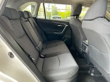 RAV4 Hybrid 4x2  LED KAMERA